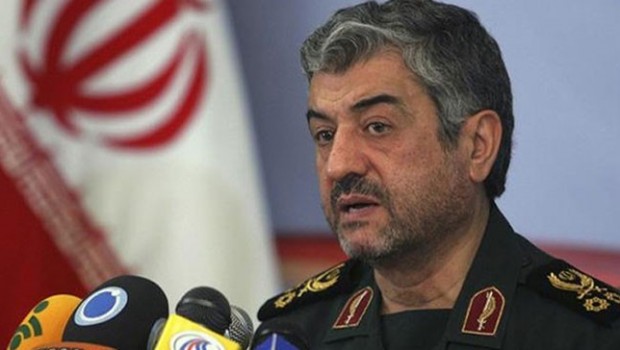 İran karıştı! Devrim Muhafızları komutanından Ruhani'ye eleştiri