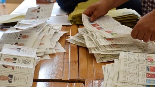 Seçime itiraz edilen 14 ilde oylar yeniden sayılıyor