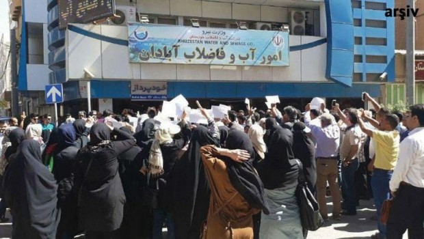 İran'da protestolar Tahran'a sıçradı