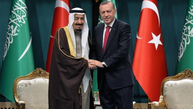 Türkiye ile Arabistan'ın İslam liderliği mücadelesi Kuveyt'e sıçradı