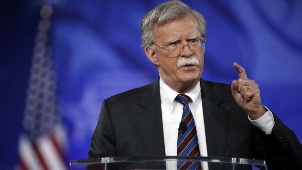 Bolton'dan İran'a "daha fazla yaptırım" tehdidi