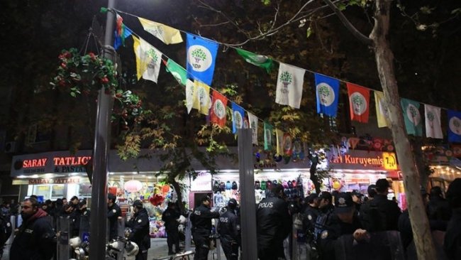 Üç kentte HDP’ye polis baskını: Çok sayıda kişiye gözaltı