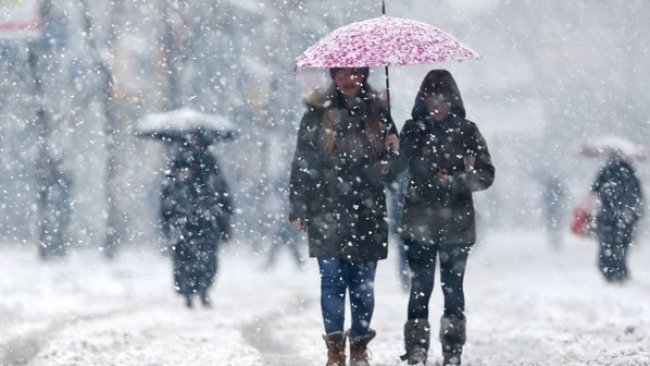 Kürt illerinde yoğun kar yağışı nedeniyle okullar tatil edildi