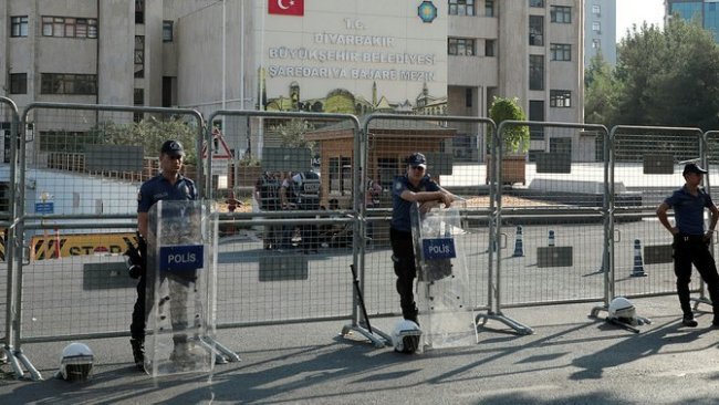 Diyarbakır’da gözaltına alınan 13 kişi serbest bırakıldı