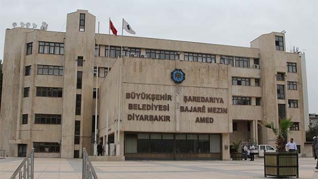 HDP'nin Diyarbakır ilçe belediye başkanları da mı görevden uzaklaştırılıyor?