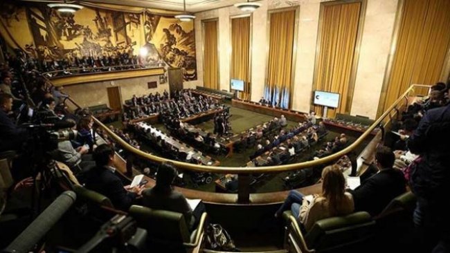 Suriye Anayasa Komitesinin çalışmalarına 6 ülkeden destek