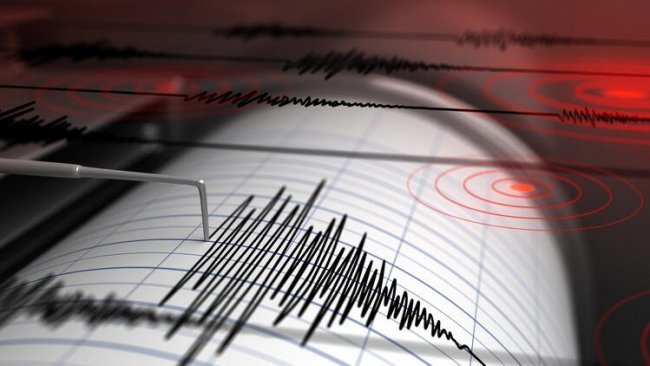 Elazığ'da 6.8 büyüklüğünde deprem