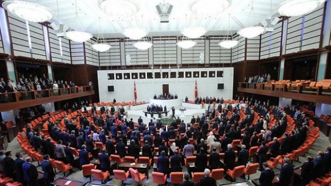 AK Parti'den HDP'nin 'deprem' önergesine ret