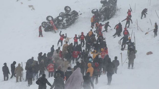 Van'da çığ faciası: Hayatını kaybedenlerin sayısı  41'e yükseldi