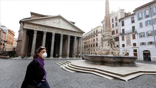 İtalya'da rekor sayı: Son 24 saatte 969 kişi öldü