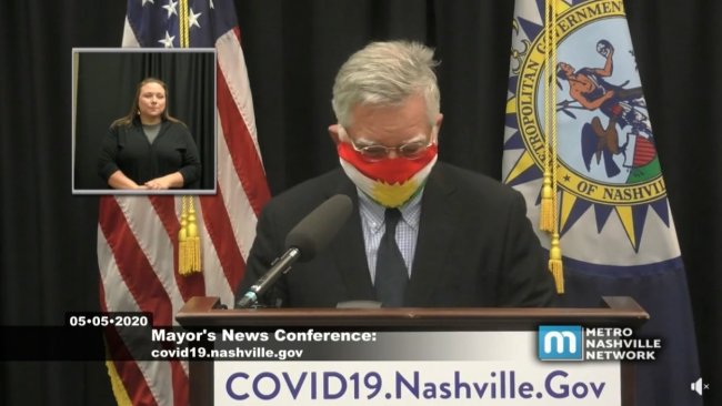ABD'li belediye başkanından Kürdistan bayraklı maske