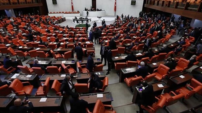 Mecliste CHP, MHP ve HDP arasında 'kayyum' tartışması