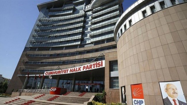 CHP’de 2 isim Kılıçdaroğlu’na karşı adaylığını açıkladı