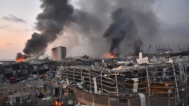 Beyrut'taki patlama sonrası iki ülke harekete geçti