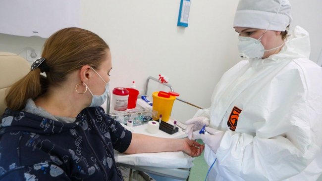 Moskova’da koronavirüse karşı aşılama başladı