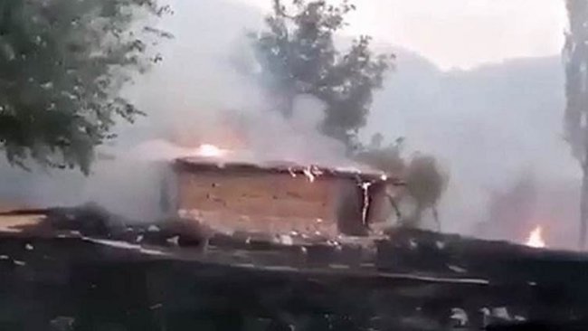 Haftanin’de şiddetli çatışmalar: Ateş çemberinde kalan bir köy yandı!
