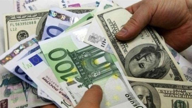 Dolar ve euroda rekor yükseliş