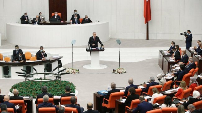 Yetkin: Erdoğan, 2021’de sembolik genel başkan yapmayı düşünebilir