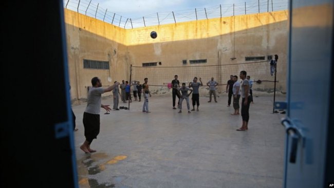 'IŞİD’li mahkumlar uluslararası heyetlerin gözetiminde yargılanacak'