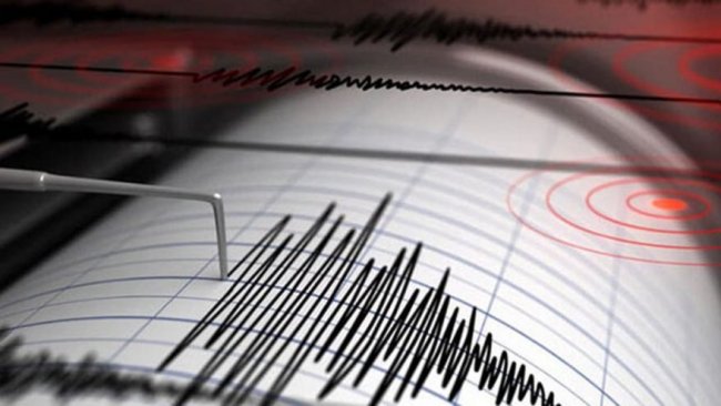 İzmir'de 5 büyüklüğünde yeni deprem