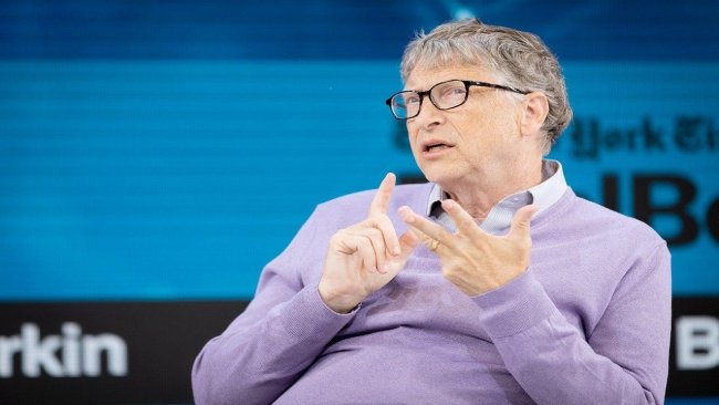 Bill Gates'ten yeni açıklama: Eski yaşamınızı unutun