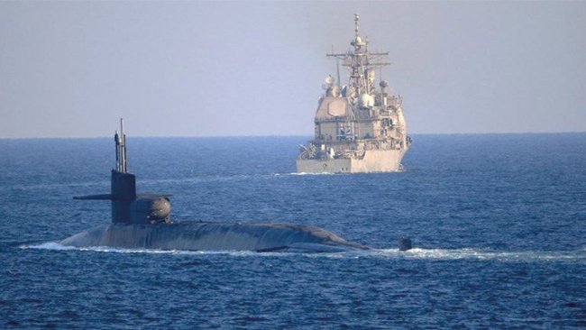 İsrail denizaltısı Hürmüz Boğazı'na girdi
