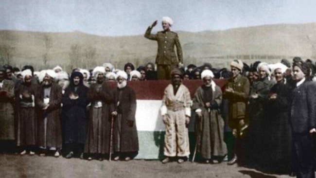 Mahabad Kürt Cumhuriyeti 75 yıl önce bugün ilan edildi