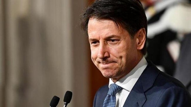İtalya Başbakanı istifa etti