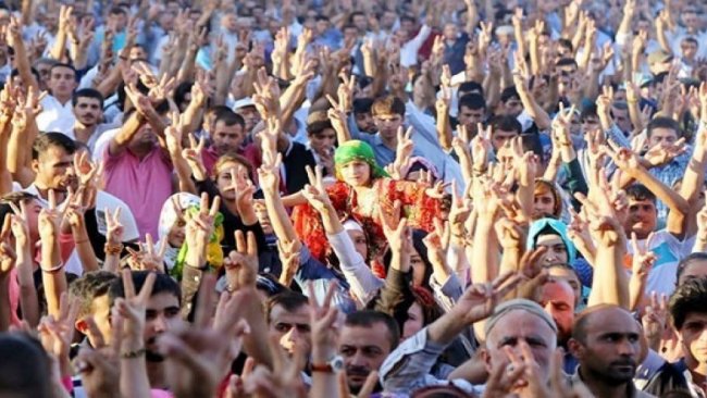 Araştırma: HDP’ye yönelik açıklamalar Kürt seçmende nasıl karşılık buluyor?