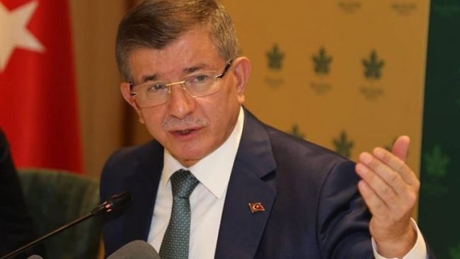 Davutoğlu: Erken seçim gündemdedir