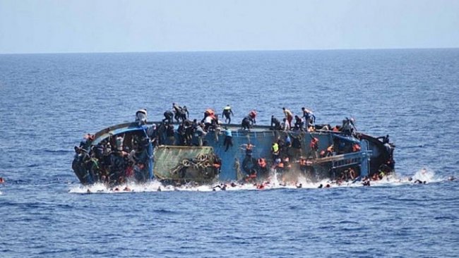 Libya açıklarında göçmen gemisi battı: 60 ölü