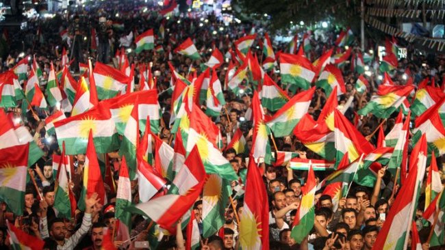 Ünlü sosyolog Zizek: 'Demokrasiyi yeniden inşa etmeyi Kürtlerden öğreneceğiz'