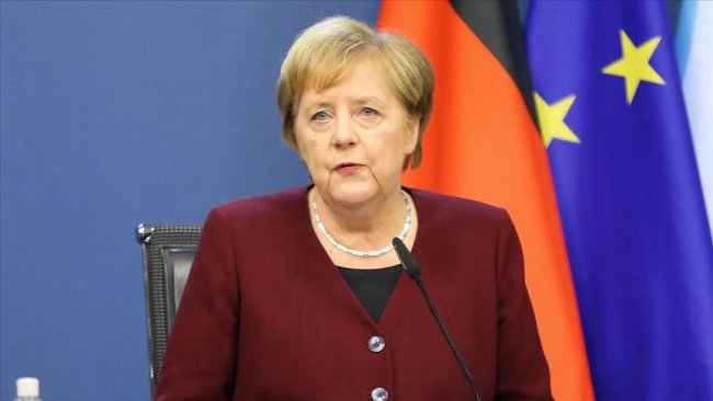 Merkel: İsrail'in saldırılara karşı meşru müdafaa hakkı var