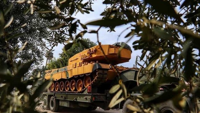 Silahlı gruplar Afrin'de 15 bin zeytin ağacına el koydu