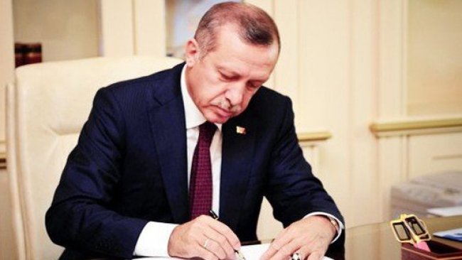 AK Parti'nin seçim yasası paketi Erdoğan'a sunuldu: 'Baraj yüzde 5'e düşürülebilir'