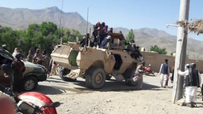 Taliban, Afganistan-Tacikistan sınır kapısını ele geçirdi