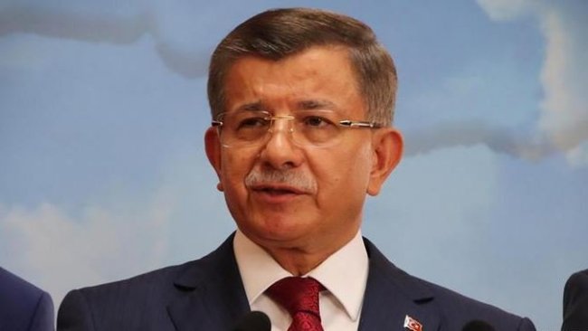 Davutoğlu'dan Bahçeli'ye tepki: Kürtçe'yi bölücülükle özdeşleştiriyor