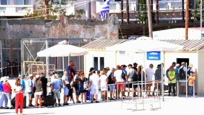 Yunanistan, Türkiye ile sınır kapılarını açıyor