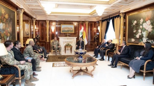 Başkan Neçirvan Barzani, ABD'li askeri heyeti kabul etti