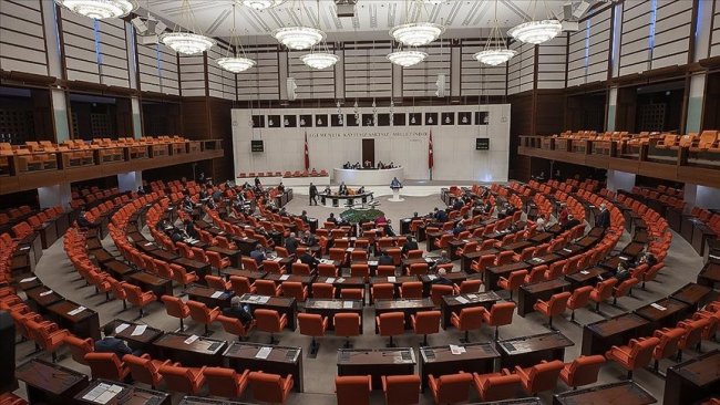 Kulis: CHP'li vekiller HDP'ye 'sine-i millet' formülü mü önerdi?