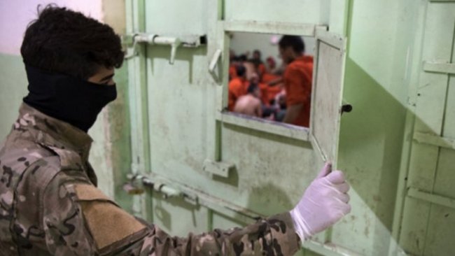 ABD, Rojava'da IŞİD'lilerin tutulduğu hapishaneye takviye güç gönderdi