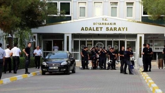 Diyarbakır'da 15 kişi tutuklandı
