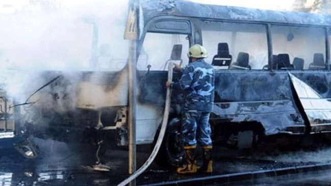 Suriye Ordusuna ait askeri aracın geçişi sırasında patlama