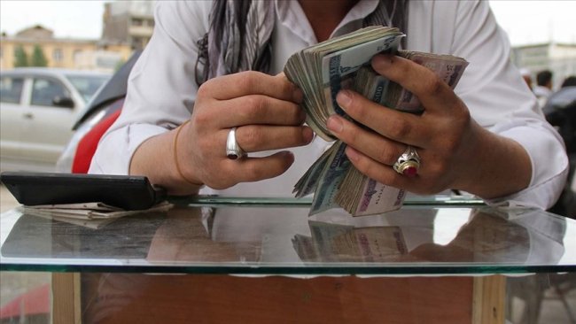 Taliban, Afganistan'da yabancı para kullanımını yasakladı