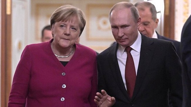Merkel'den Putin'e 'Belarus' çağrısı