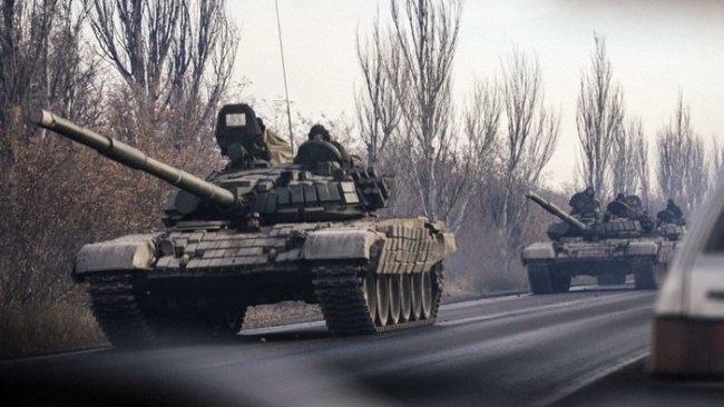 Rusya, Ukrayna sınırına tank yığıyor