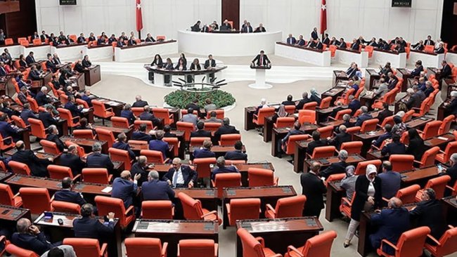 HDP ve CHP vekillerinin dokunulmazlık dosyaları Meclis'te