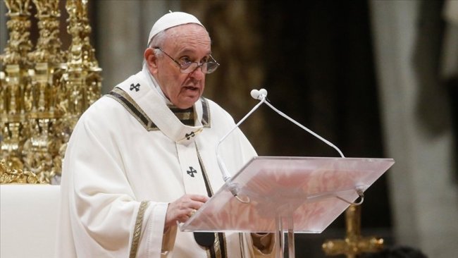 Papa Noel mesajında, trajedilere kayıtsız kalınmaması çağrısı yaptı