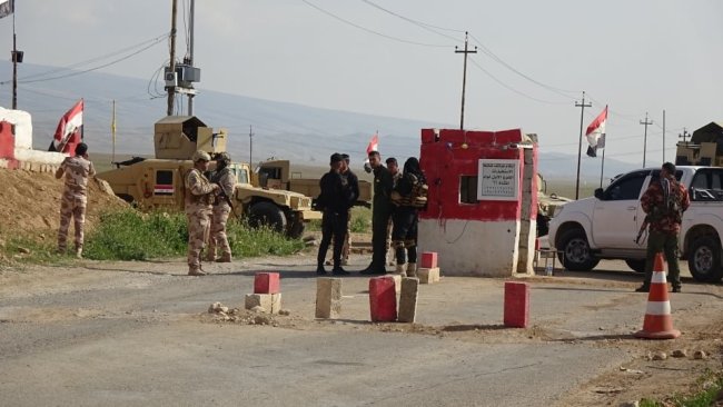 PKK Şengal'de kontrol noktasını ateşe verdi