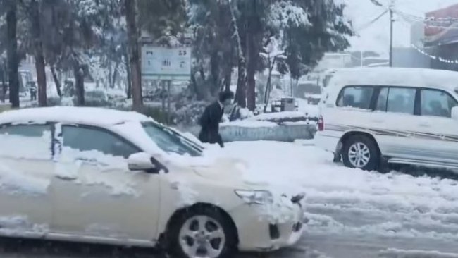 Halepçe'de yoğun kar yağışı nedeniyle okullar tatil edildi